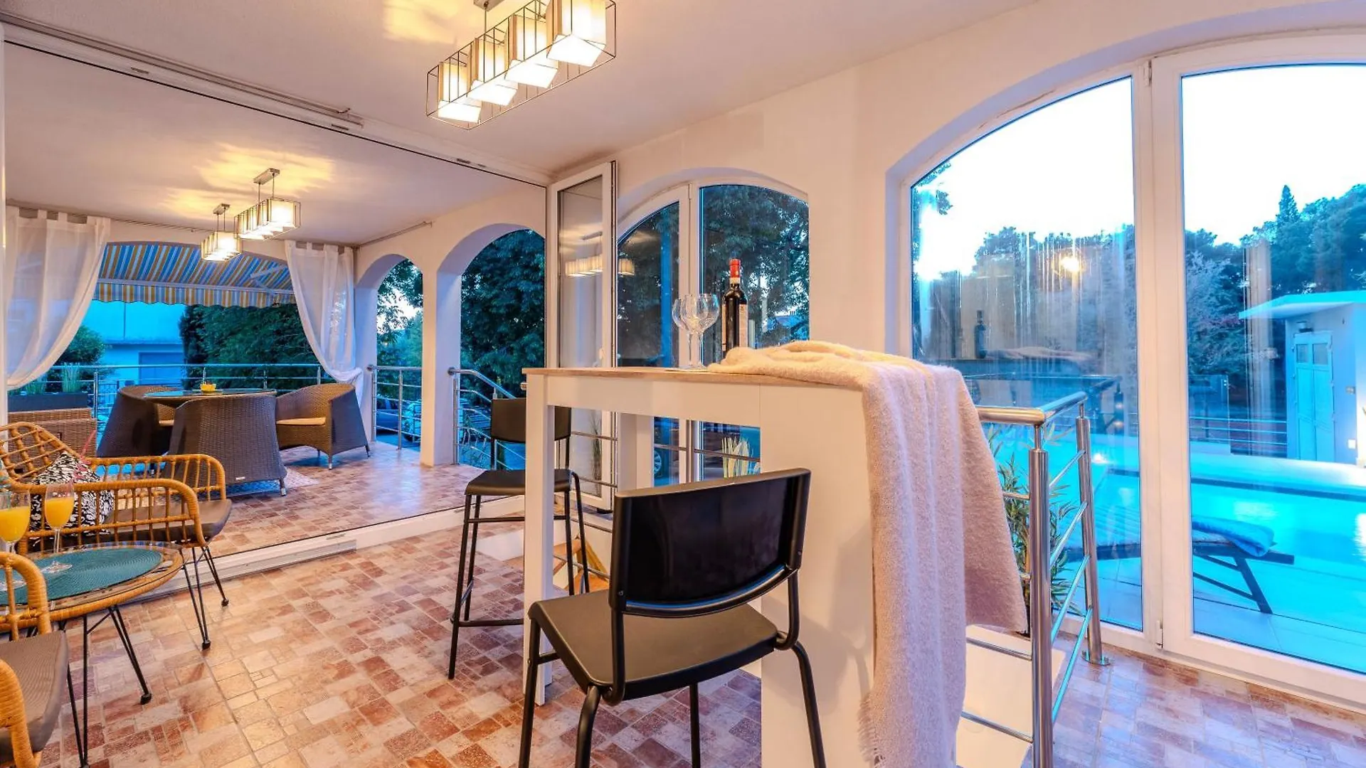 Villa B&D Zadar For The Complete Pleasure Of Vacation !Heated! Private Pool! Green Oasis In The Center Of Zadar, 100M From The Sea